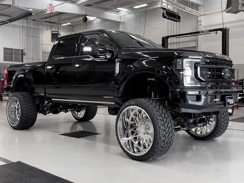 lifted trucks with rims