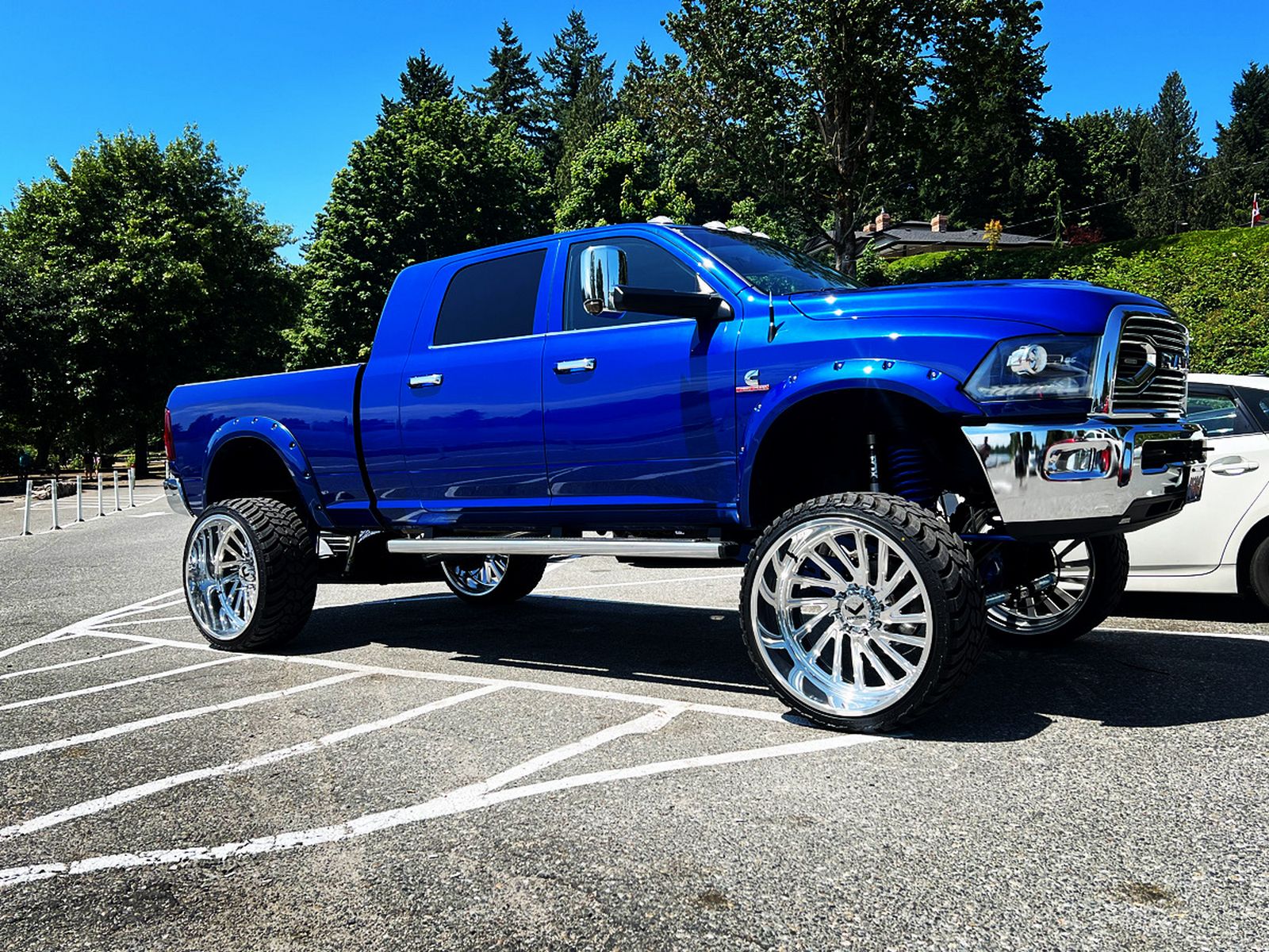 2014 Dodge 3500 | 28x14 Vile - KG1 FORGED WHEELS