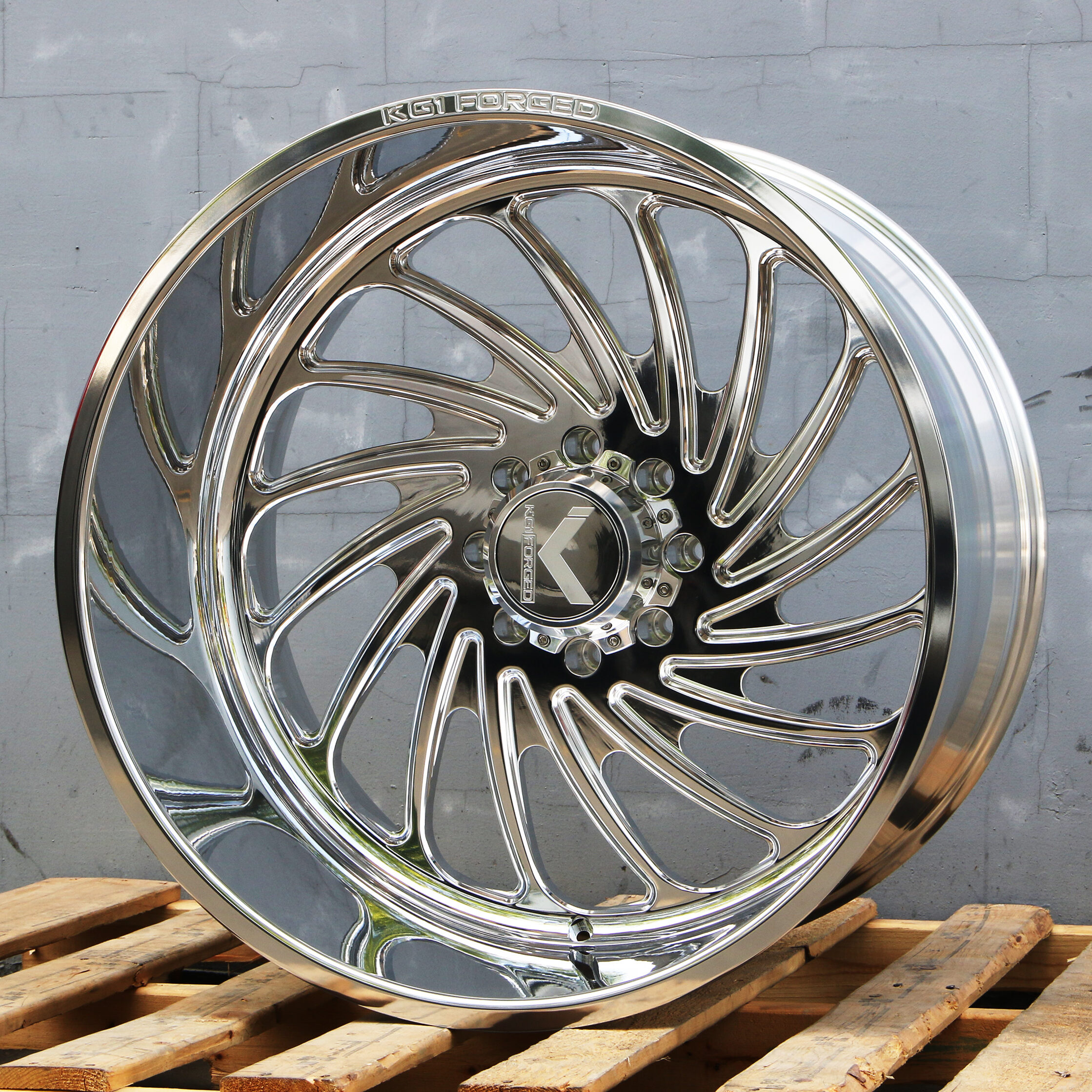 26x14 KF023 Bender 8 lug Polished